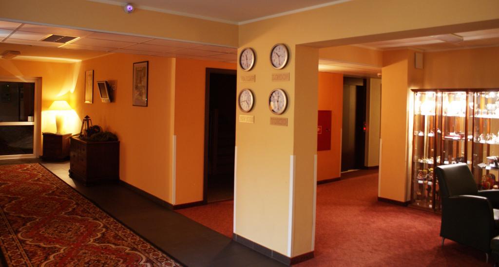 Hotel Iskra By Katowice Airport Pyrzowice Eksteriør billede